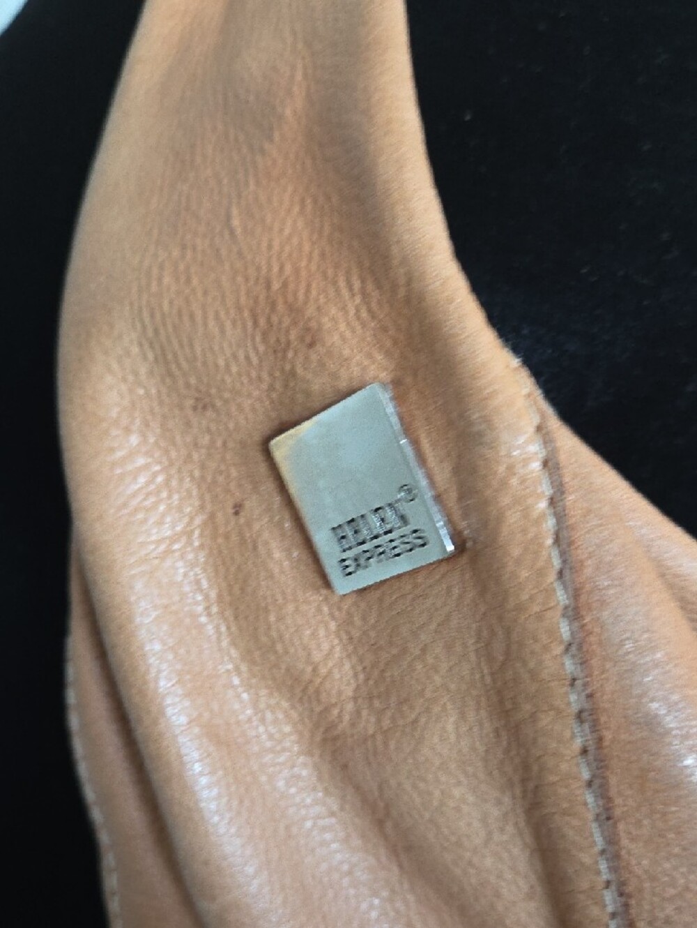 HELEN Express Sling/Hobo Bag - Picture 2 of 9